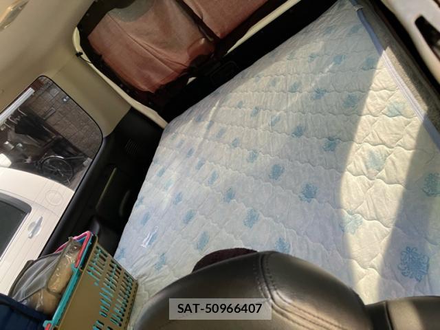 Nissan Caravan 2022-06 8877395-16