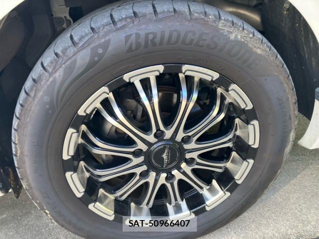 Nissan Caravan 2022-06 8877395-7