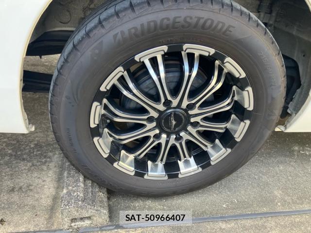 Nissan Caravan 2022-06 8877395-8