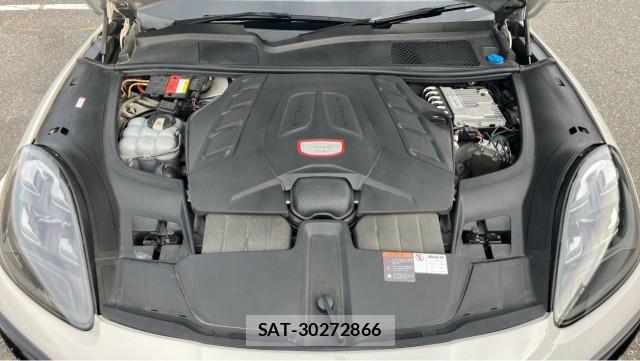 Porsche CAYENNE 2020-06 8877142-7