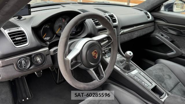 Porsche CAYMAN 2016-11 8877159-2