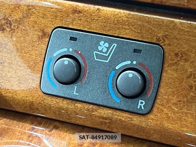 Toyota CELSIOR 2002-09 8876318-4