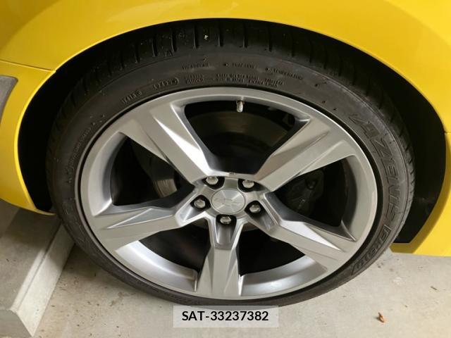 Chevrolet CAMARO 2017-11 8877464-5