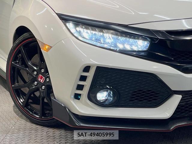 Honda CIVIC 2018-06 8875923-12