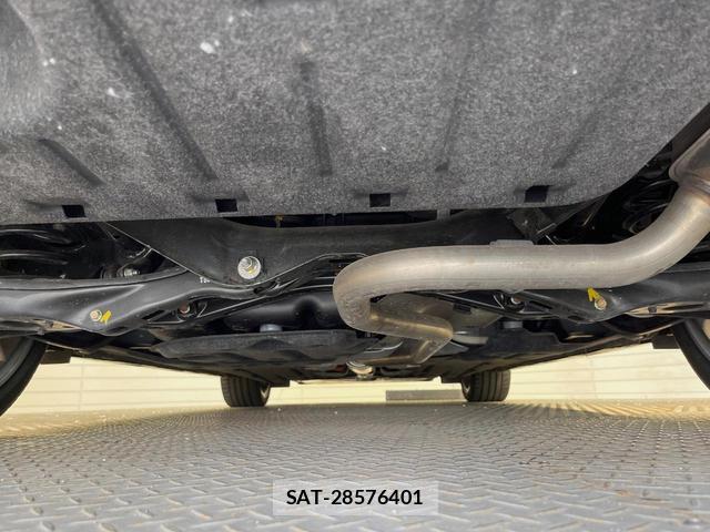 Honda CIVIC 2024-03 8875927-18