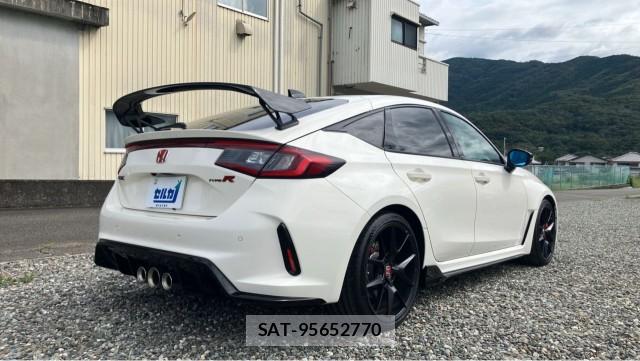 Honda CIVIC 2024-07 8877183-12