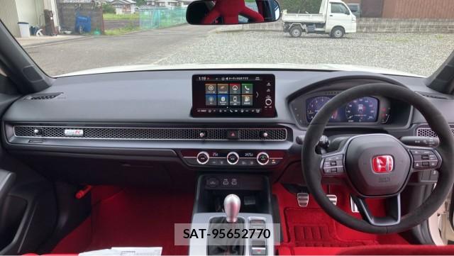 Honda CIVIC 2024-07 8877183-2