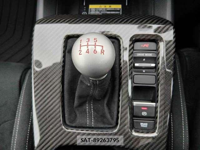Honda CIVIC 2025-03 8877481-13