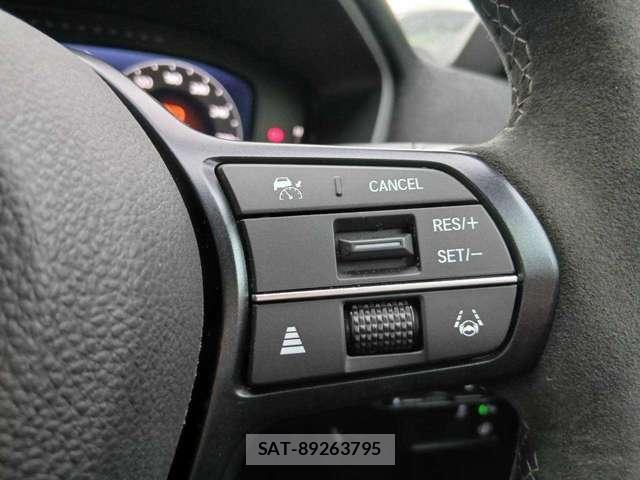 Honda CIVIC 2025-03 8877481-16