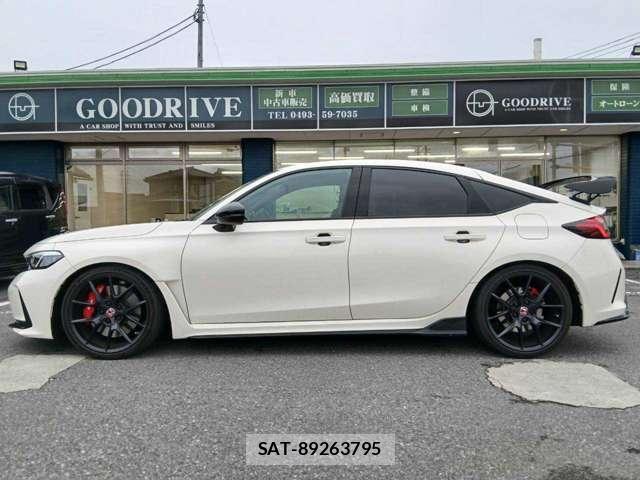 Honda CIVIC 2025-03 8877481-3