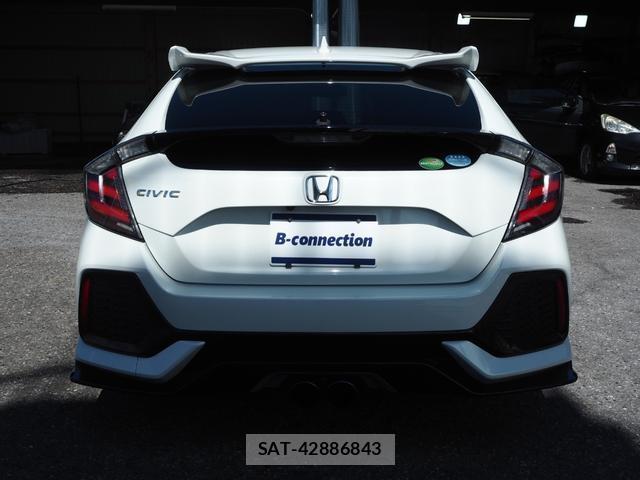 Honda CIVIC 2018-12 8877495-4
