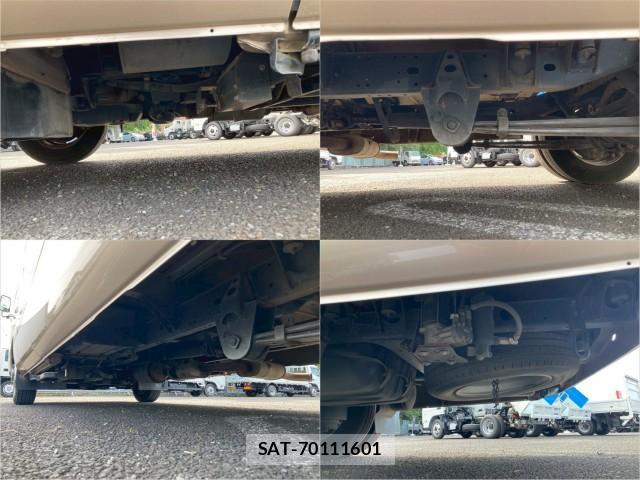 Toyota COASTER 2005-03 8876901-12