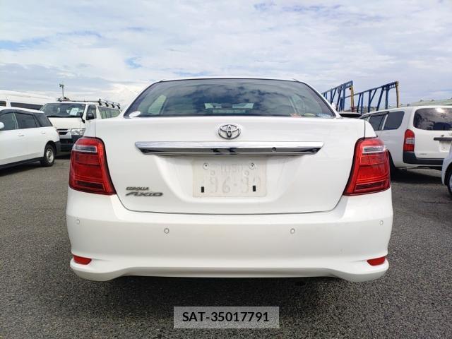 Toyota COROLLA AXIO 2018-09 8876118-1