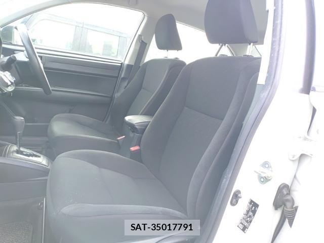 Toyota COROLLA AXIO 2018-09 8876118-15