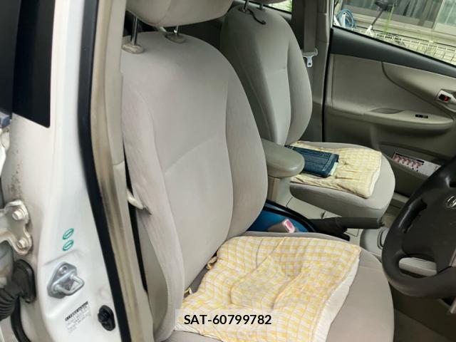 Toyota COROLLA AXIO 2007-02 8877952-7