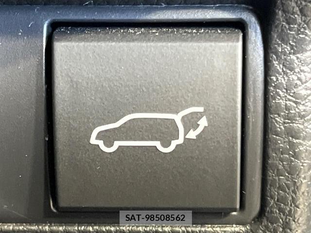 Toyota COROLLA CROSS 2024-01 8875945-7