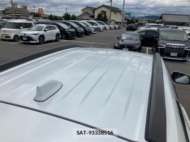 Toyota COROLLA CROSS 2022-07 8876635-12