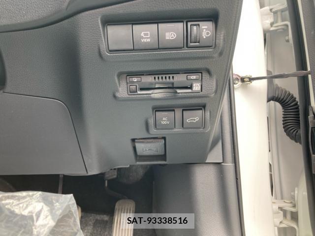 Toyota COROLLA CROSS 2022-07 8876635-14