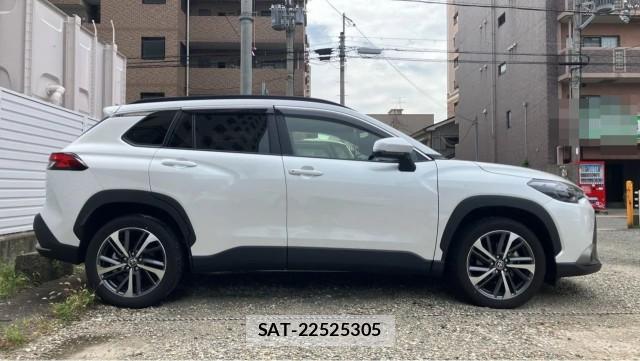 Toyota COROLLA CROSS 2024-05 8877112-3