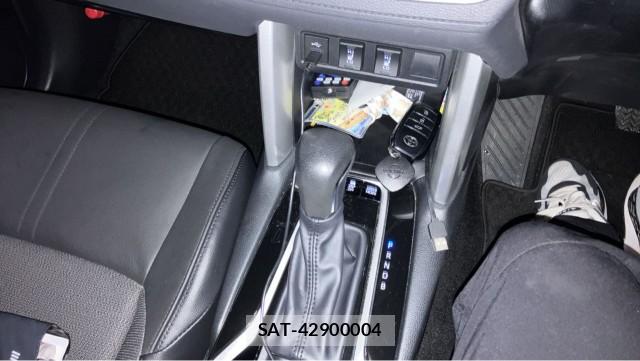 Toyota COROLLA CROSS 2024-01 8877161-14