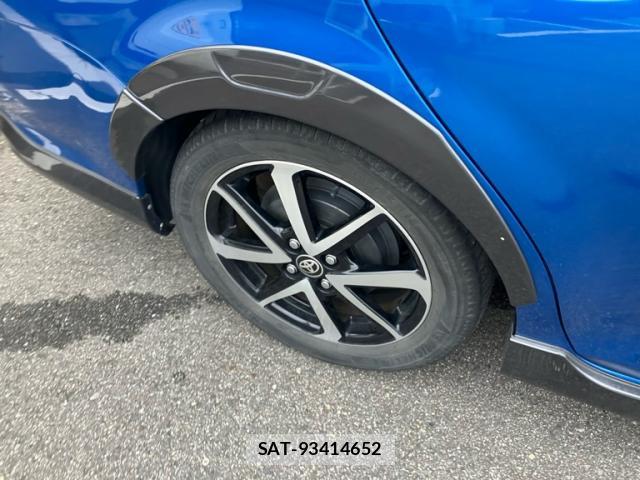 Toyota COROLLA FIELDER 2018-04 8876302-3