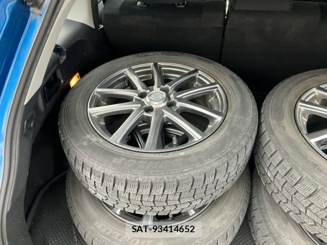 Toyota COROLLA FIELDER 2018-04 8876302-5