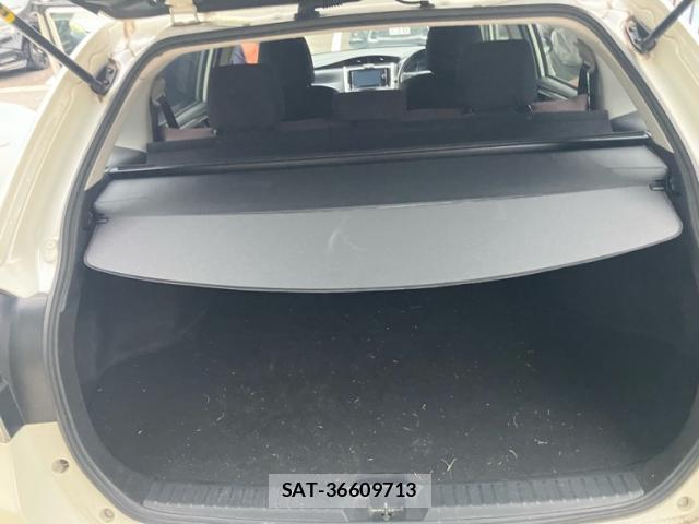 Toyota COROLLA FIELDER 2016-01 8876305-9