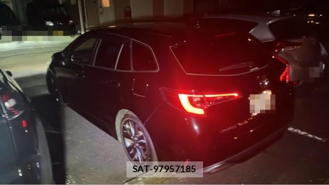 Toyota COROLLA TOURING 2023-01 8877131-13