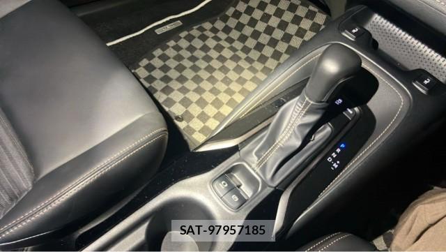 Toyota COROLLA TOURING 2023-01 8877131-14