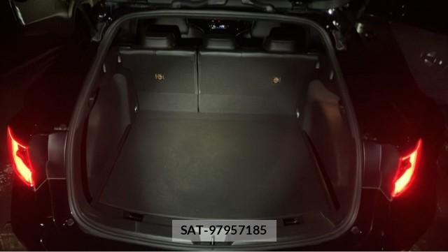 Toyota COROLLA TOURING 2023-01 8877131-17