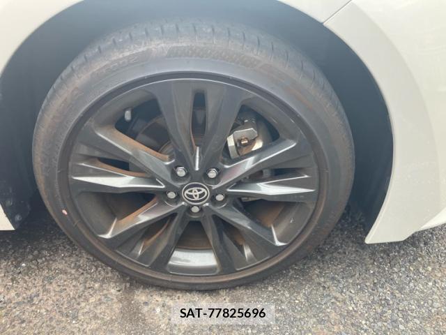 Toyota COROLLA TOURING 2025-03 8877961-13
