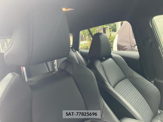 Toyota COROLLA TOURING 2025-03 8877961-15