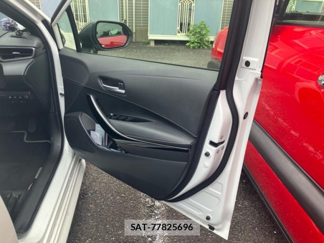 Toyota COROLLA TOURING 2025-03 8877961-9