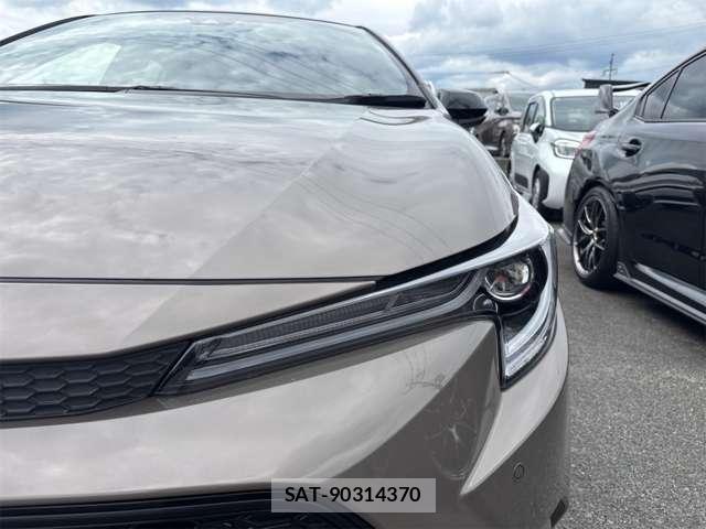 Toyota COROLLA TOURING 2022-09 8877968-8