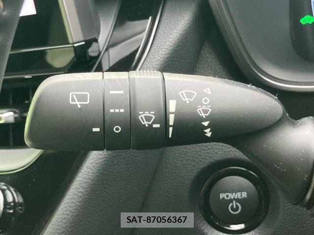 Toyota COROLLA TOURING 2025-01 8878246-17