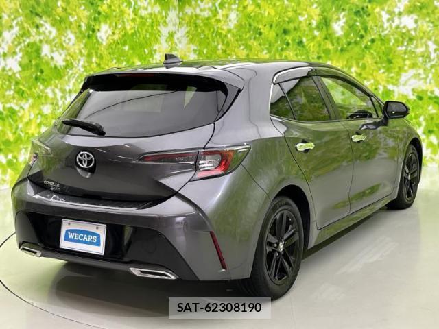 Toyota COROLLA SPORT 2021-06 8876760-2