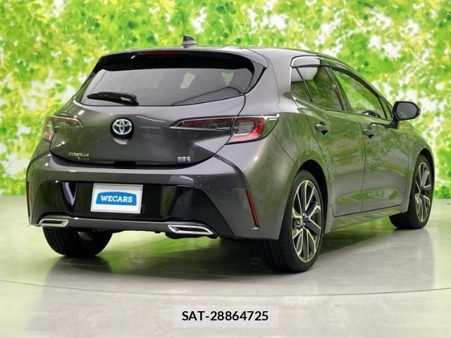 Toyota COROLLA SPORT 2021-03 8878151-2