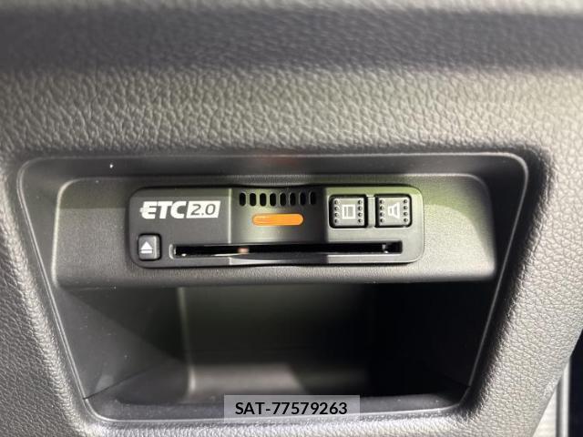 Honda CR-V HYBRID 2022-02 8878081-17