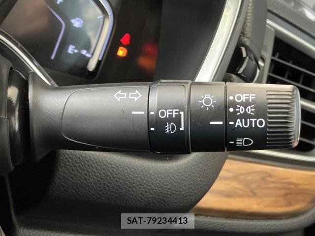 Honda CR-V HYBRID 2022-01 8878282-15