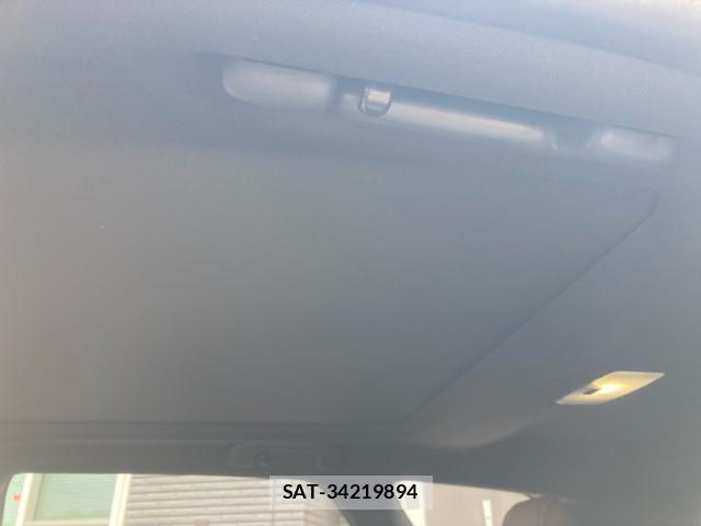 Toyota CROWN ESTATE 2025-11 8876634-17