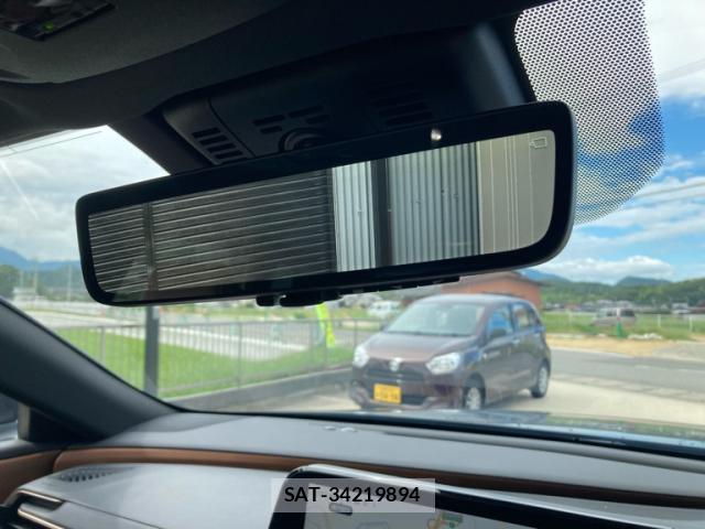 Toyota CROWN ESTATE 2025-11 8876634-6