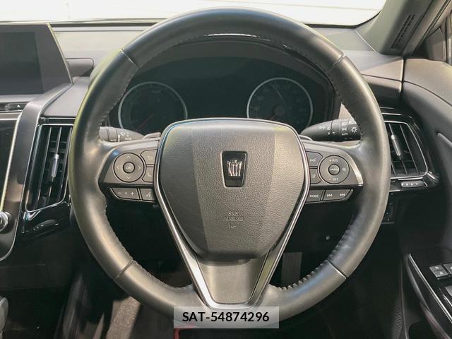 Toyota CROWN HYBRID 2020-02 8875928-10