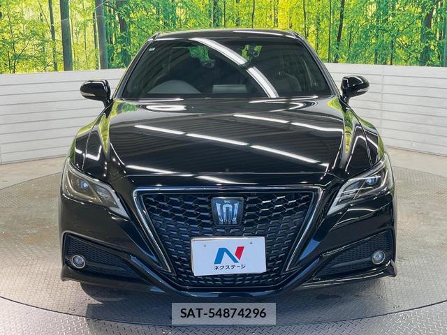 Toyota CROWN HYBRID 2020-02 8875928-13