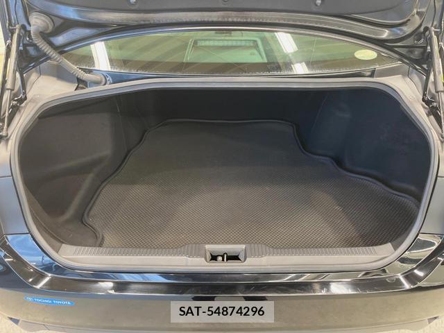 Toyota CROWN HYBRID 2020-02 8875928-9