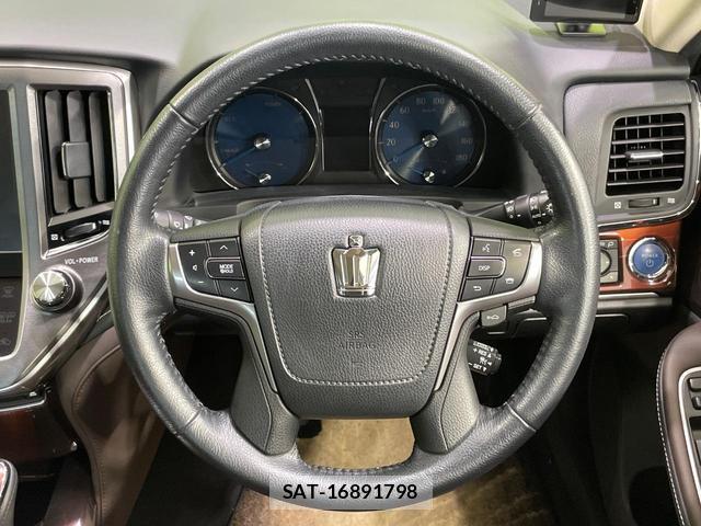Toyota CROWN HYBRID 2013-03 8877327-10