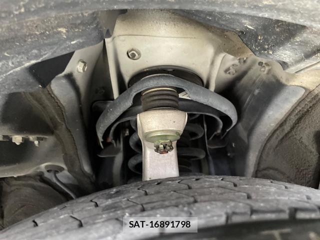 Toyota CROWN HYBRID 2013-03 8877327-19
