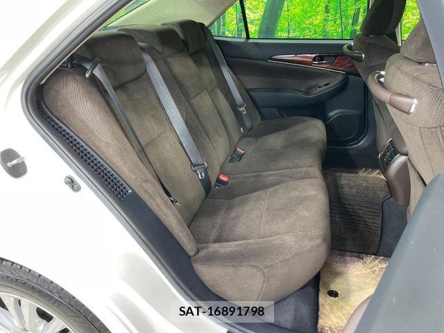 Toyota CROWN HYBRID 2013-03 8877327-8