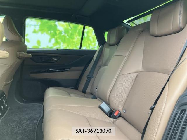 Toyota CROWN HYBRID 2025-01 8878190-6