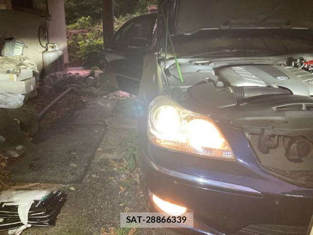 Toyota CROWN MAJESTA 2005-06 8877419-1