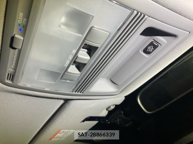 Toyota CROWN MAJESTA 2005-06 8877419-11